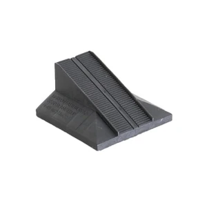 Stopka czarna 50x43x100 mm